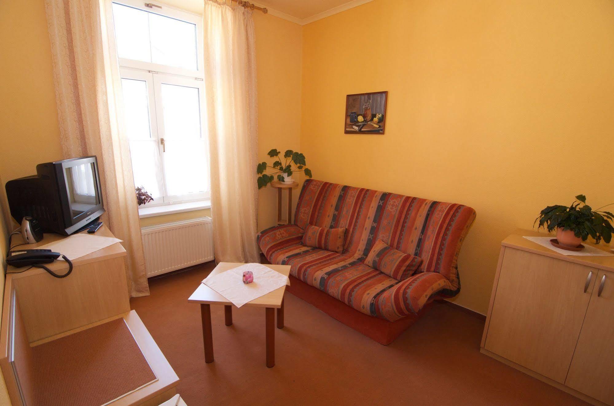 Hotel Steve Liptovský Mikuláš Buitenkant foto