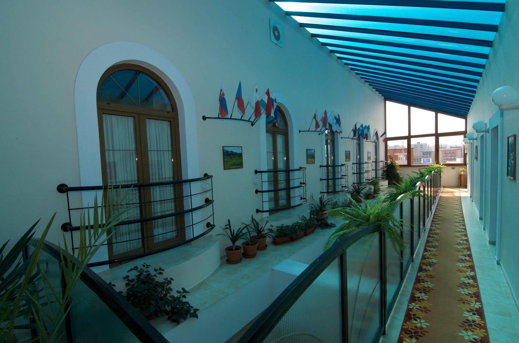 Hotel Steve Liptovský Mikuláš Buitenkant foto